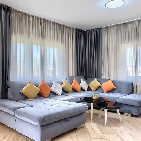 Wunderschoene Mit Pool, Trampolin, 5 Klimas Hébergement de vacances *